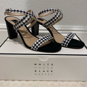 ✨White House Black Market Gingham Heels